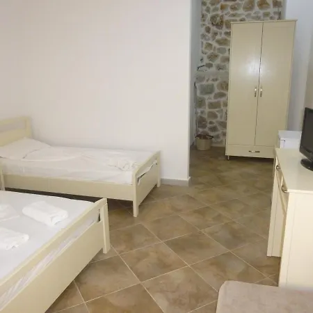 Te Stefi Hotel